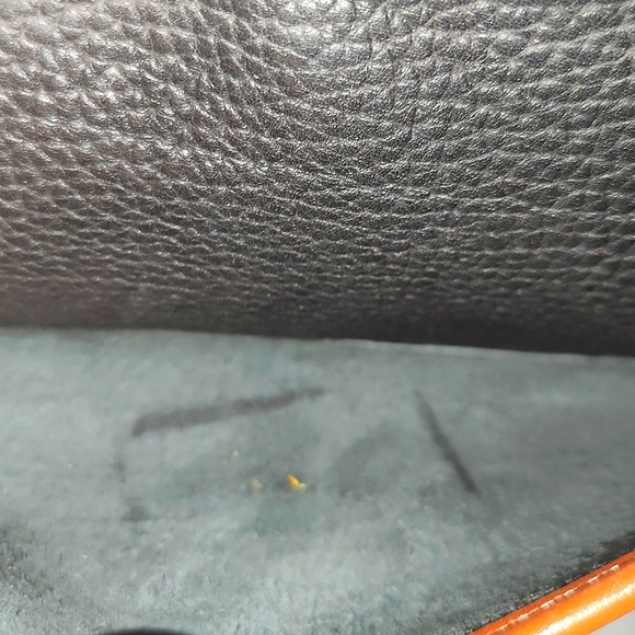 Dooney and Bourke "Whispers of Lace" Black All Weather Leather Shoulder/Hand Bag - Picture 5 of 16